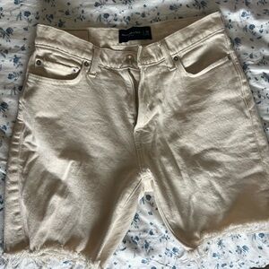 abercrombie fitch men’s shorts